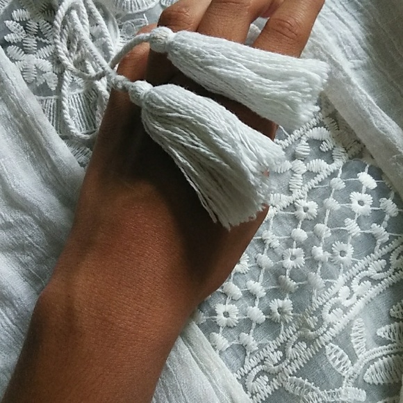 Pretty blouse - Picture 3 of 5